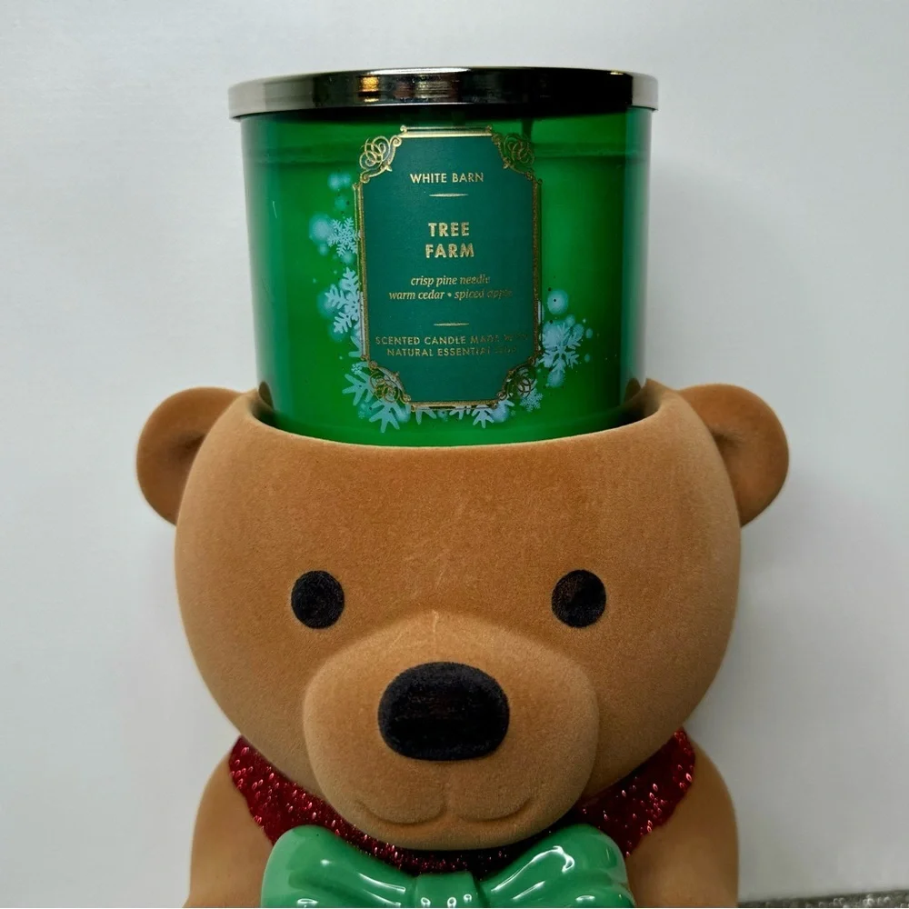 Bath & Body Works Christmas Bear & Present Candle Holder & Tree Farm Candle NWT
